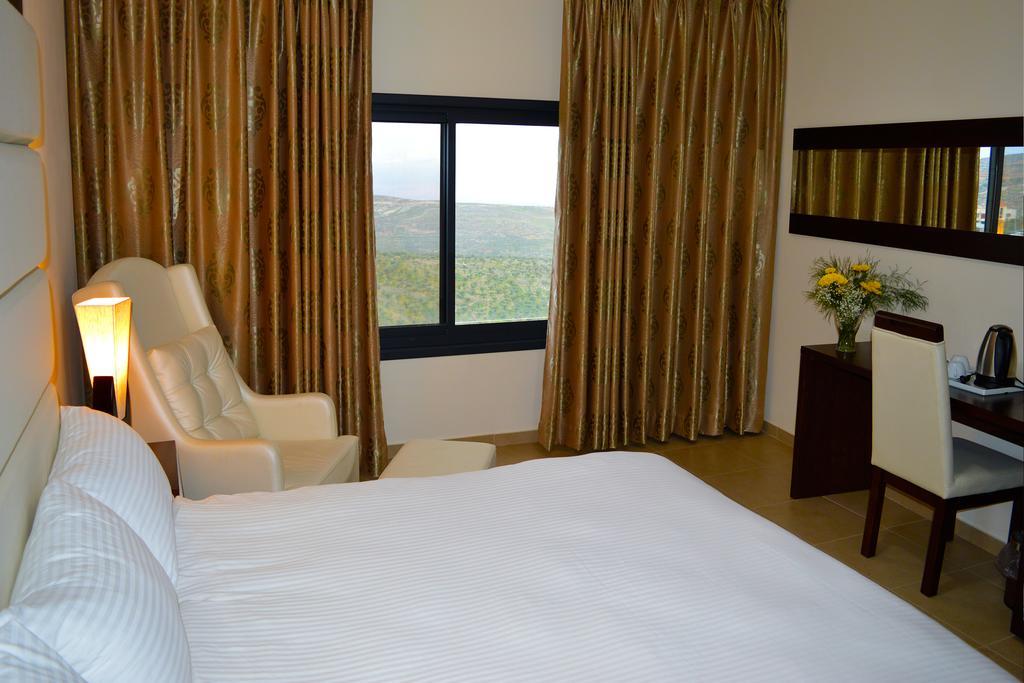 Taybeh Golden Hotel Ramallah Eksteriør bilde