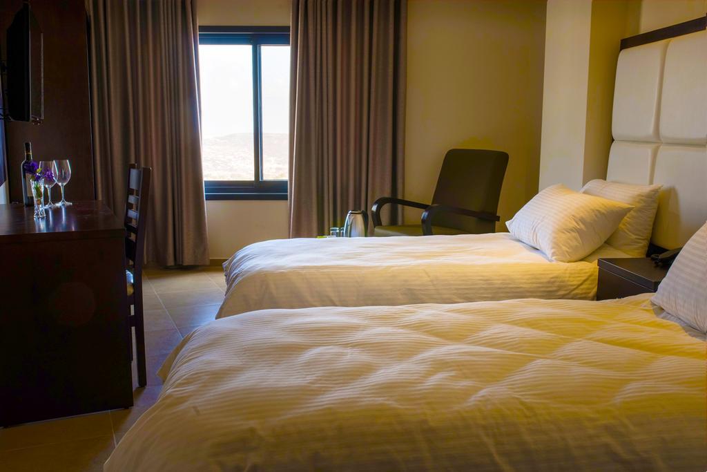 Taybeh Golden Hotel Ramallah Eksteriør bilde