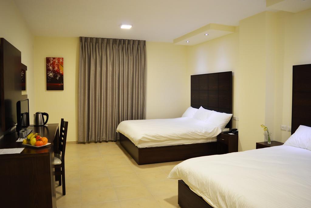 Taybeh Golden Hotel Ramallah Eksteriør bilde
